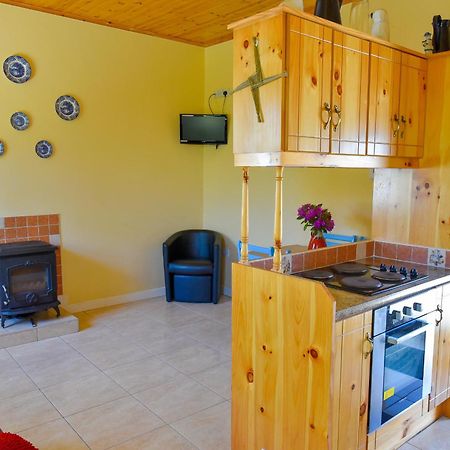 Katie'S Cottage Achill Sound Exterior foto